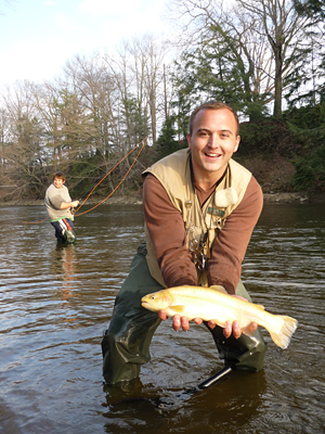 Old man fishing vests > new fangled sling bags. There, I said it. :  r/flyfishing